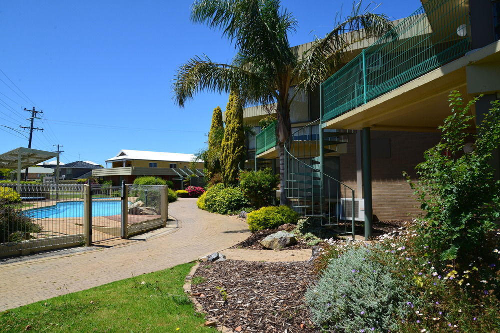 Emmanuel Holiday Apartment Lakes Entrance Buitenkant foto